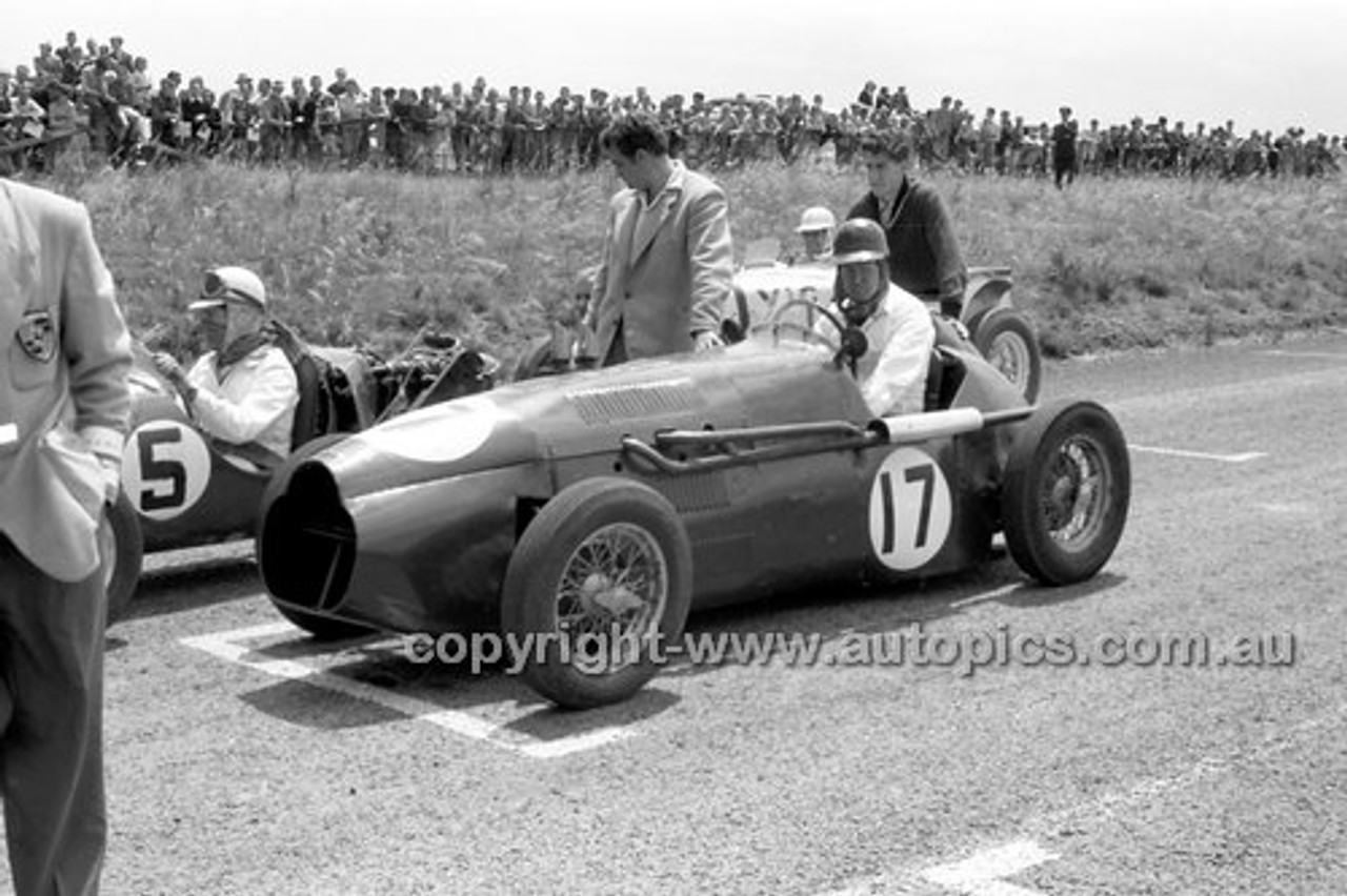 Phillip Island - 26th December 1957 - Code 57-PD-P261257-099