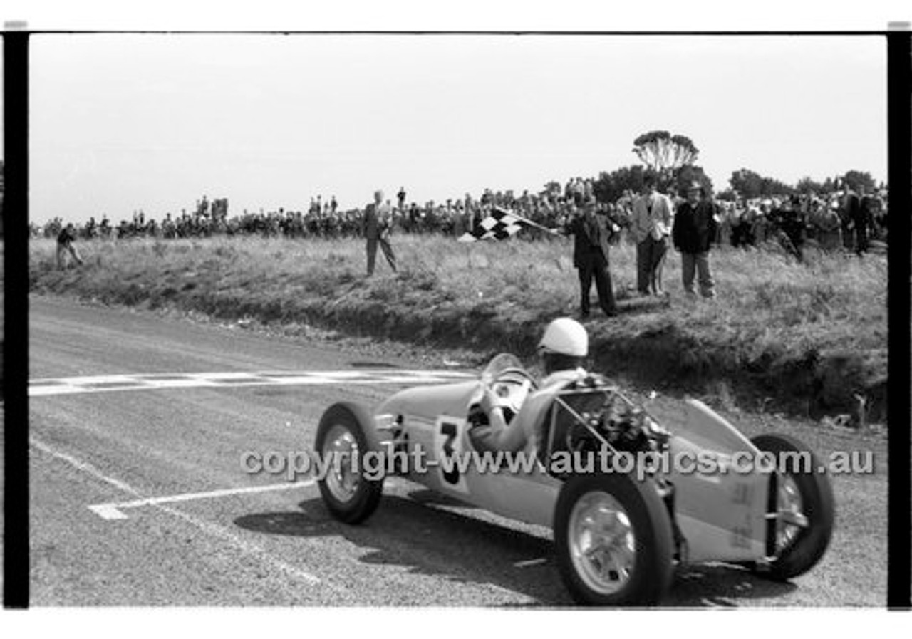 Phillip Island - 26th December 1957 - Code 57-PD-P261257-103