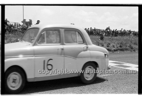 Phillip Island - 26th December 1957 - Code 57-PD-P261257-122