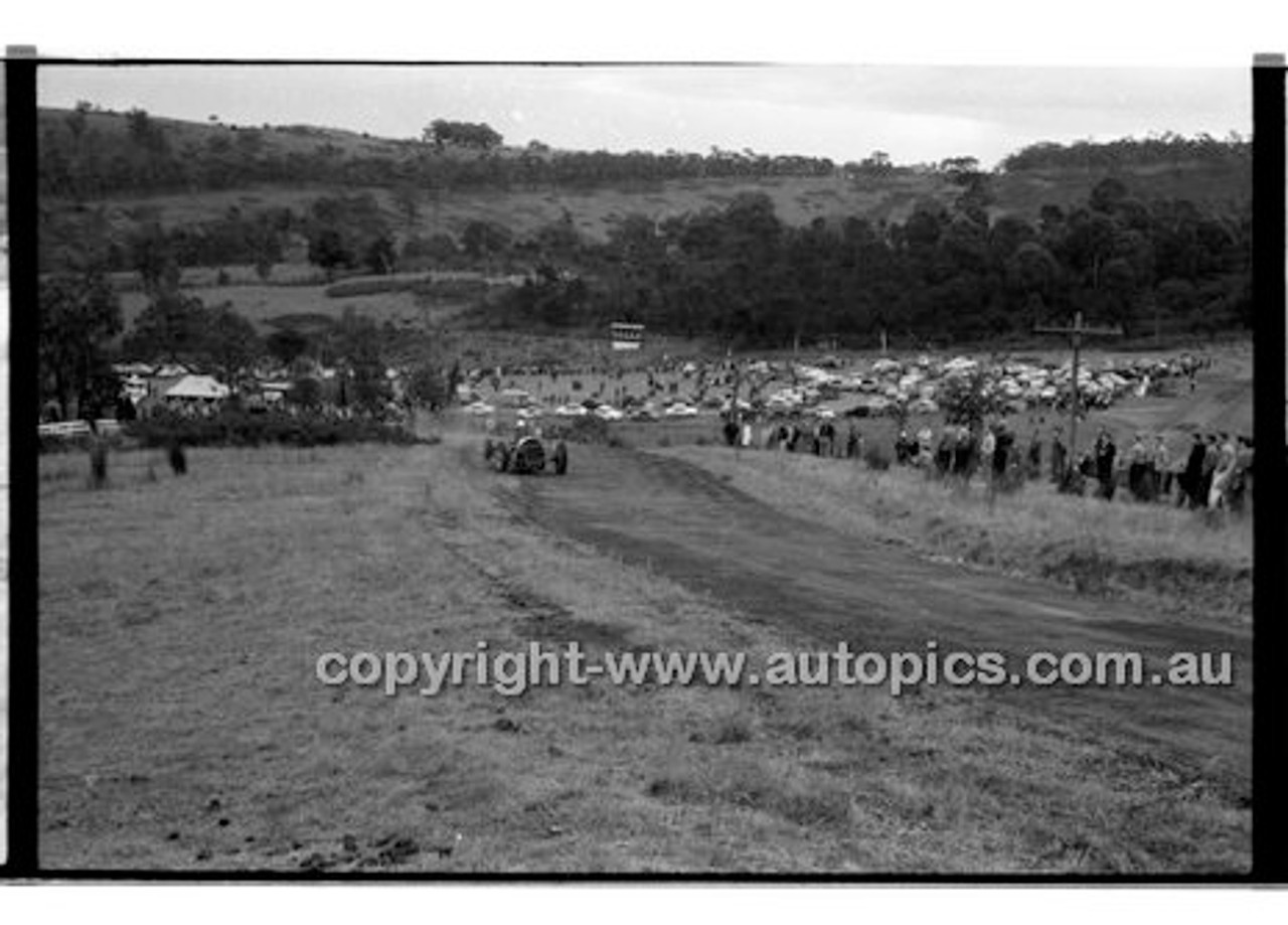 Phillip Island - 1958 - Code 58-PD-PI-58-039