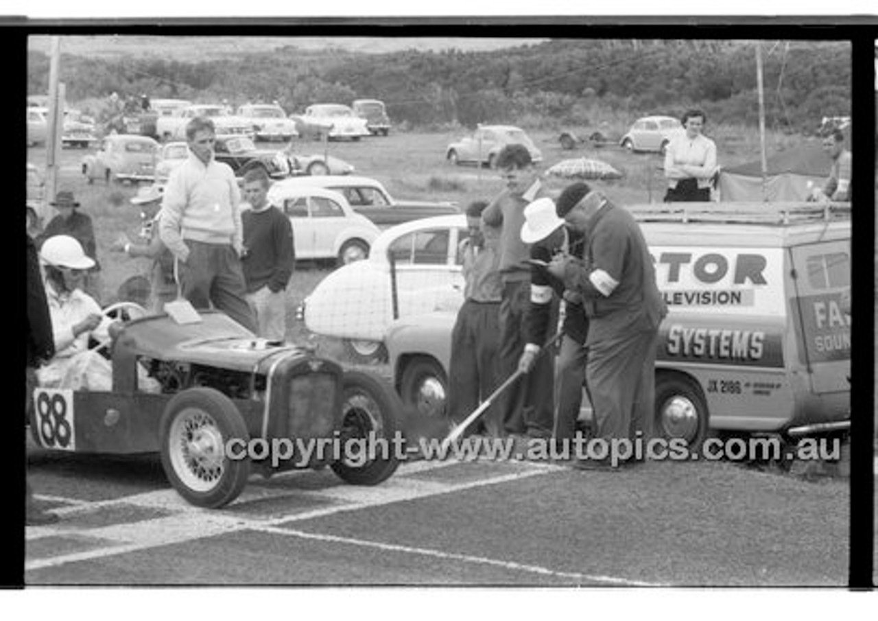 Phillip Island - 1958 - Code 58-PD-PI-58-124