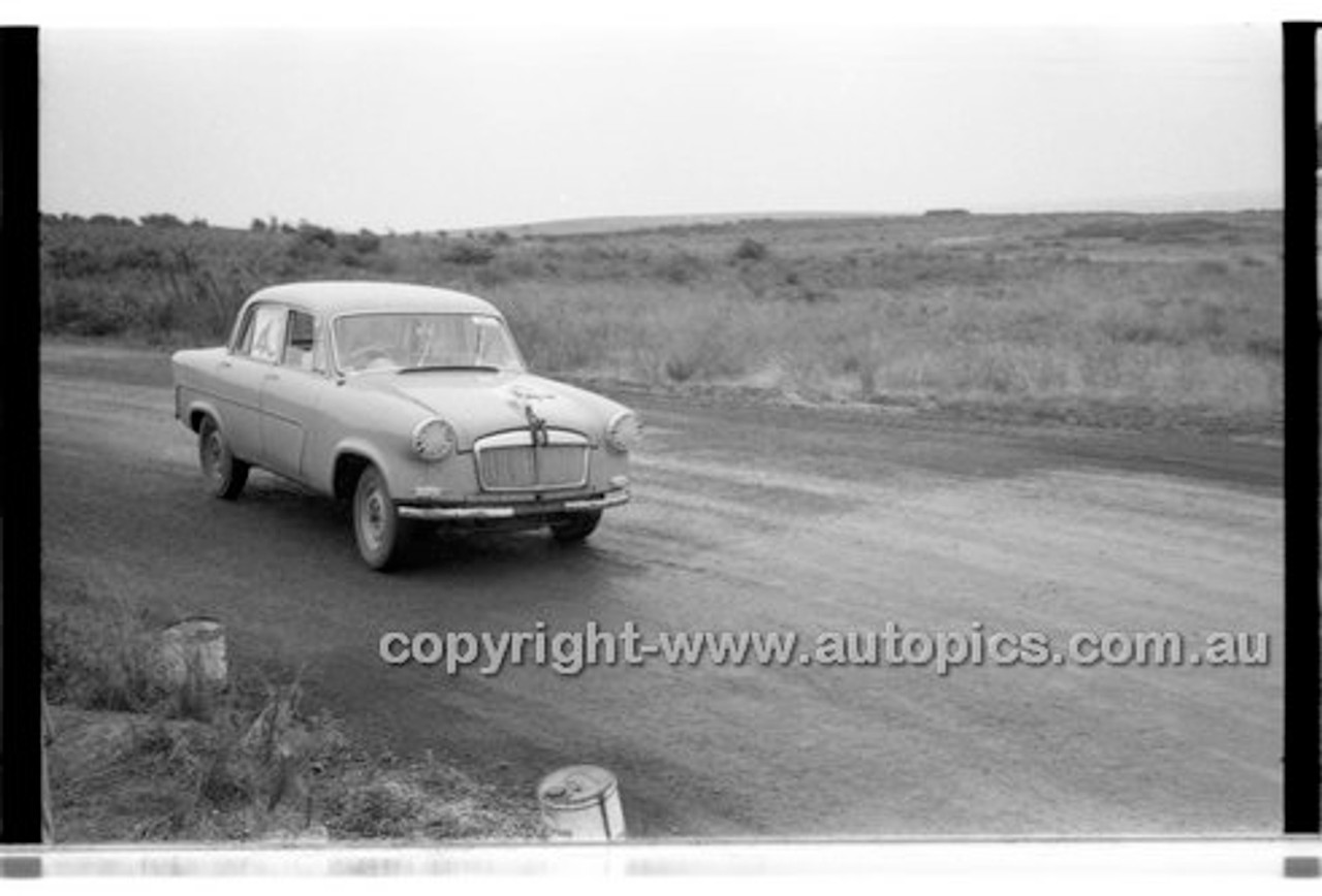 Phillip Island - 1958 - 58-PD-PJan 58-072