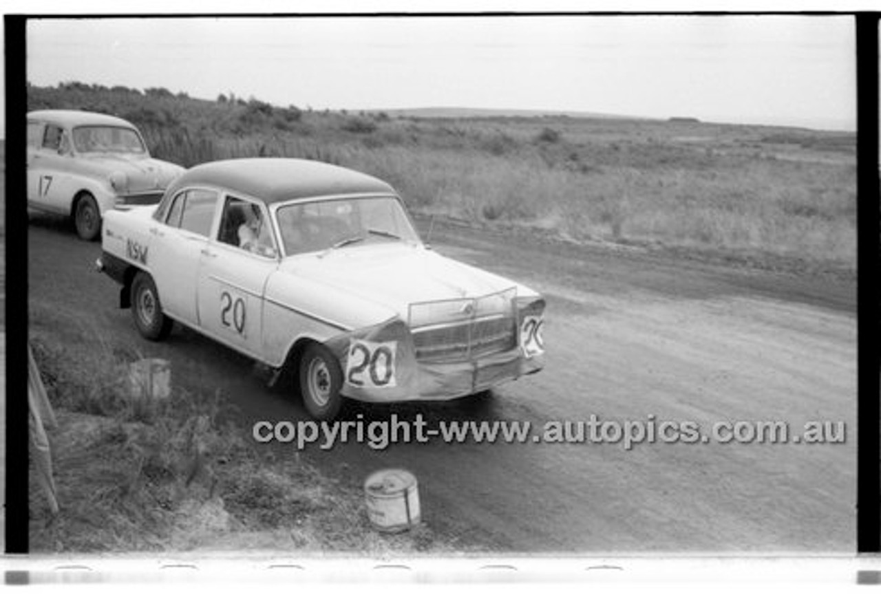 Phillip Island - 1958 - 58-PD-PJan 58-073