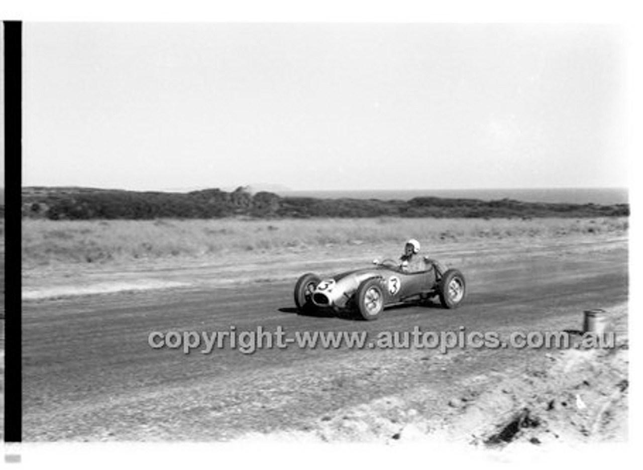 Phillip Island - 26th December 1958 - 58-PD-PI261258-006