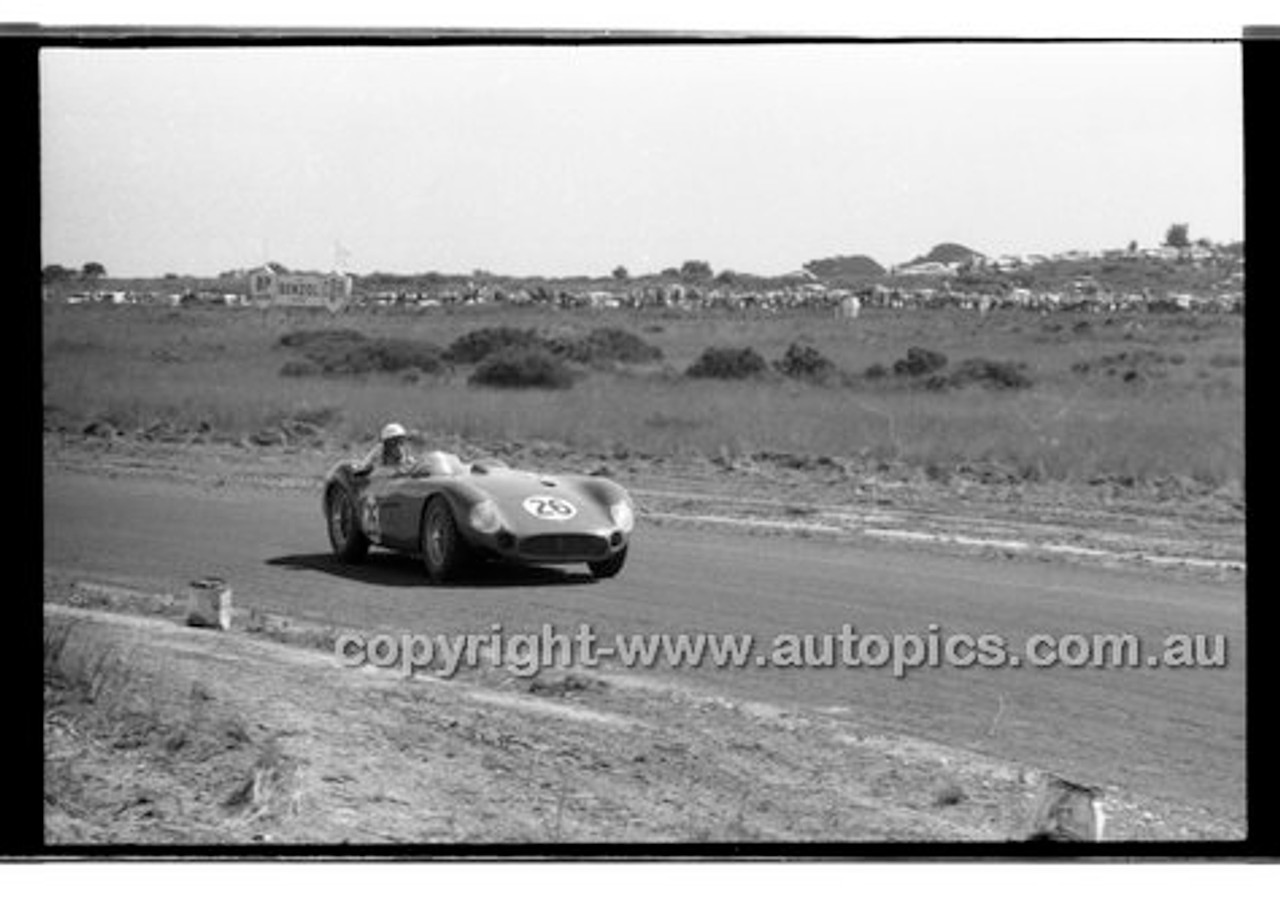 Phillip Island - 26th December 1958 - 58-PD-PI261258-062