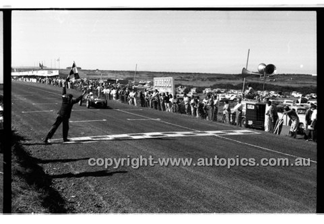 Phillip Island - 26th December 1958 - 58-PD-PI261258-131