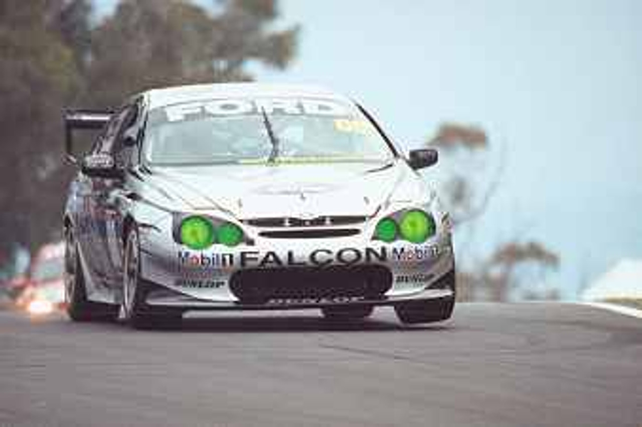 202024 - C. Lowndes / N. Crompton  Ford Falcon AU - Bathurst 2002