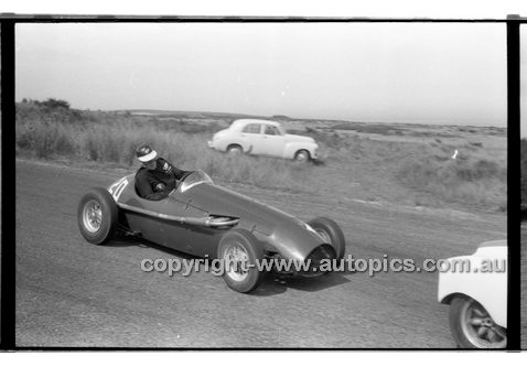 Phillip Island - 30th March  1959 - 59-PD-PI30359-017