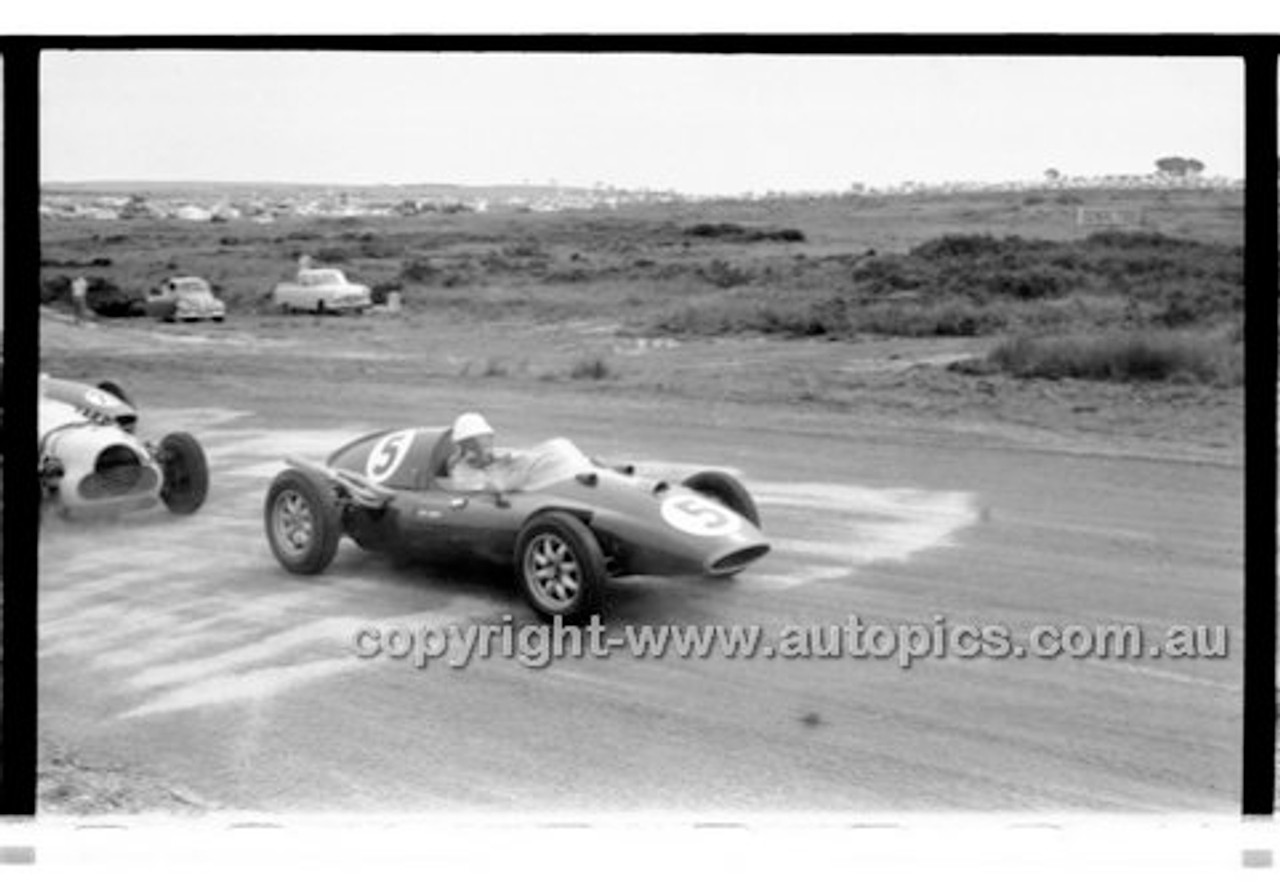 Phillip Island - 13th December  1959 - 59-PD-PI231259-003