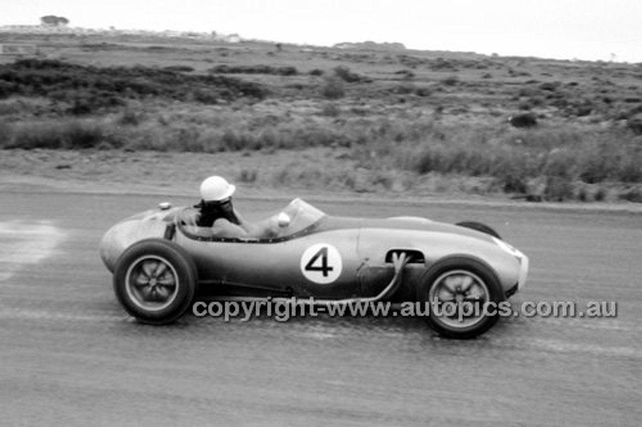 Phillip Island - 13th December  1959 - 59-PD-PI231259-010