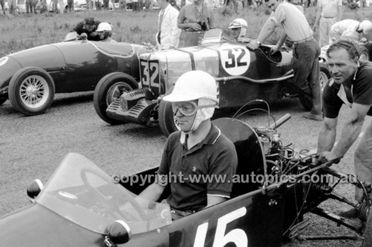 Phillip Island - 13th December  1959 - 59-PD-PI231259-024