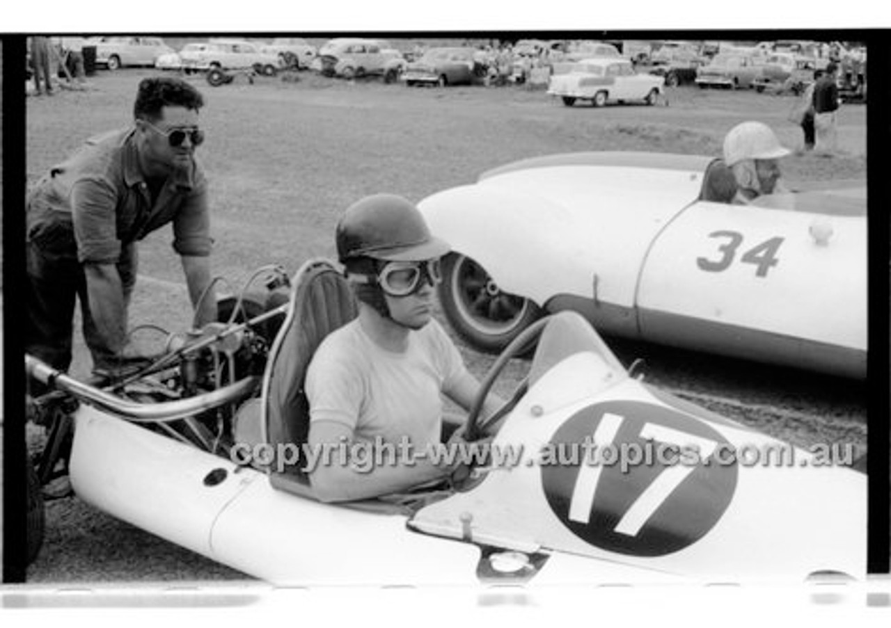 Phillip Island - 13th December  1959 - 59-PD-PI231259-026