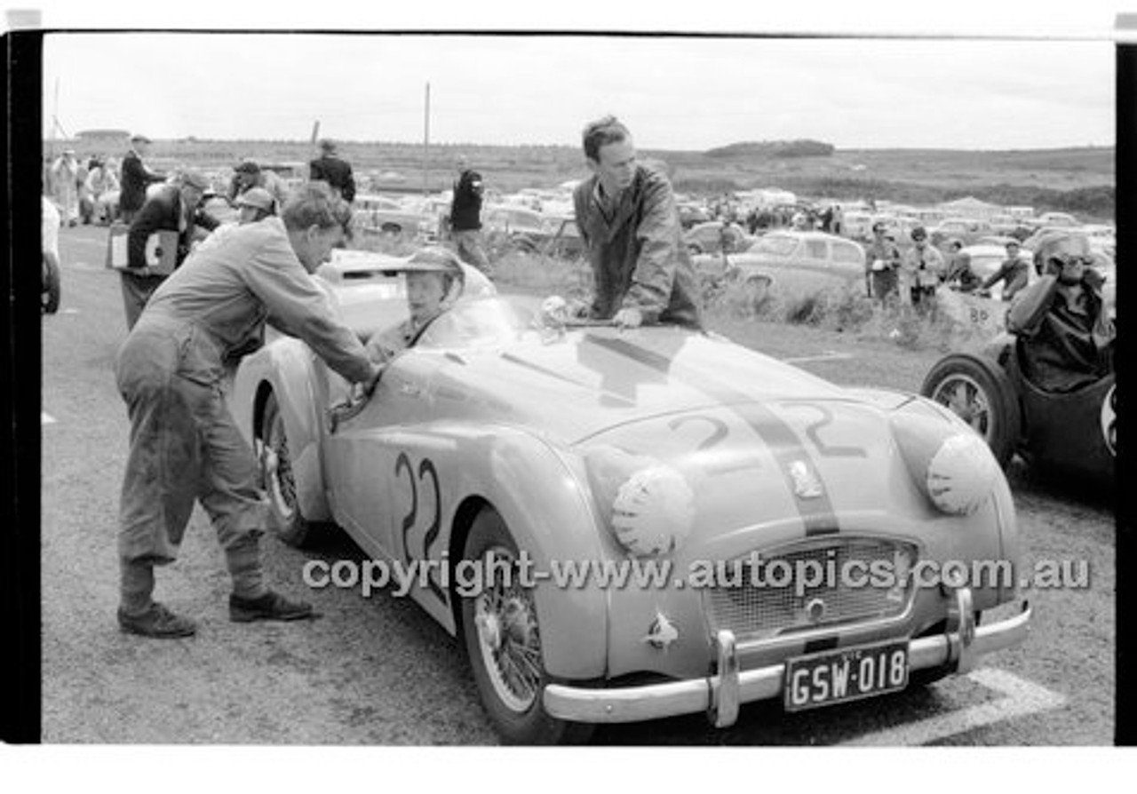 Phillip Island - 13th December  1959 - 59-PD-PI231259-067