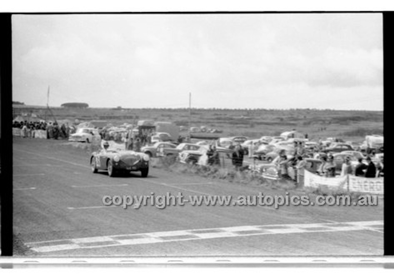 Phillip Island - 13th December  1959 - 59-PD-PI231259-122