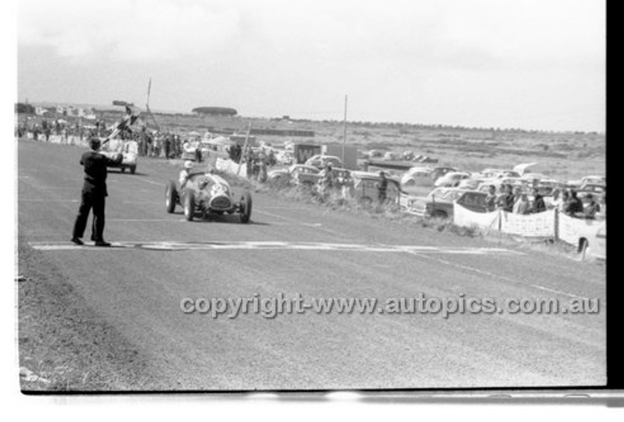 Phillip Island - 13th December  1959 - 59-PD-PI231259-166