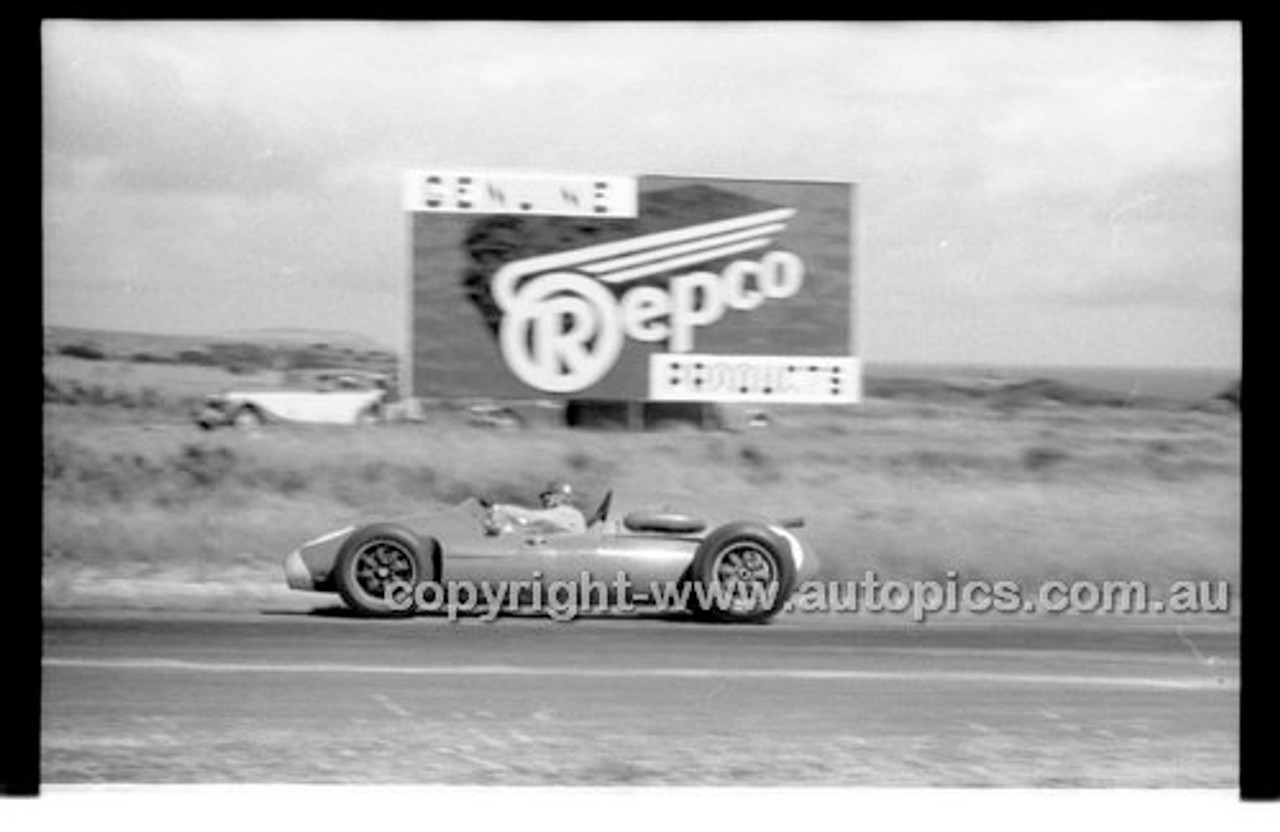 Phillip Island - 13th December  1959 - 59-PD-PI231259-175