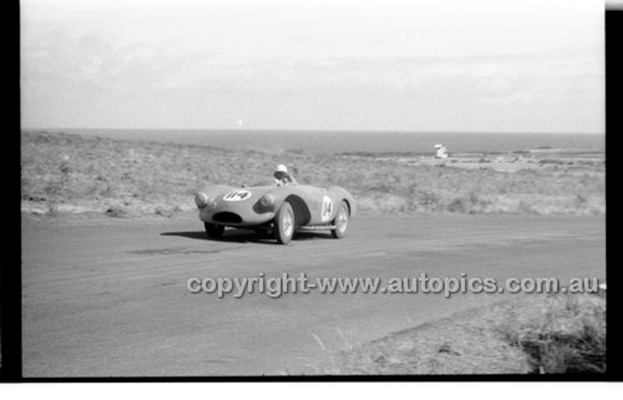 Phillip Island - 13th December  1959 - 59-PD-PI231259-185