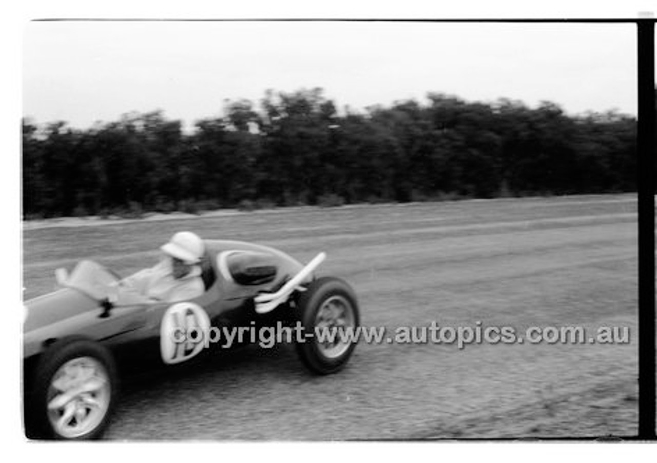 Phillip Island - 13th December  1959 - 59-PD-PI231259-200