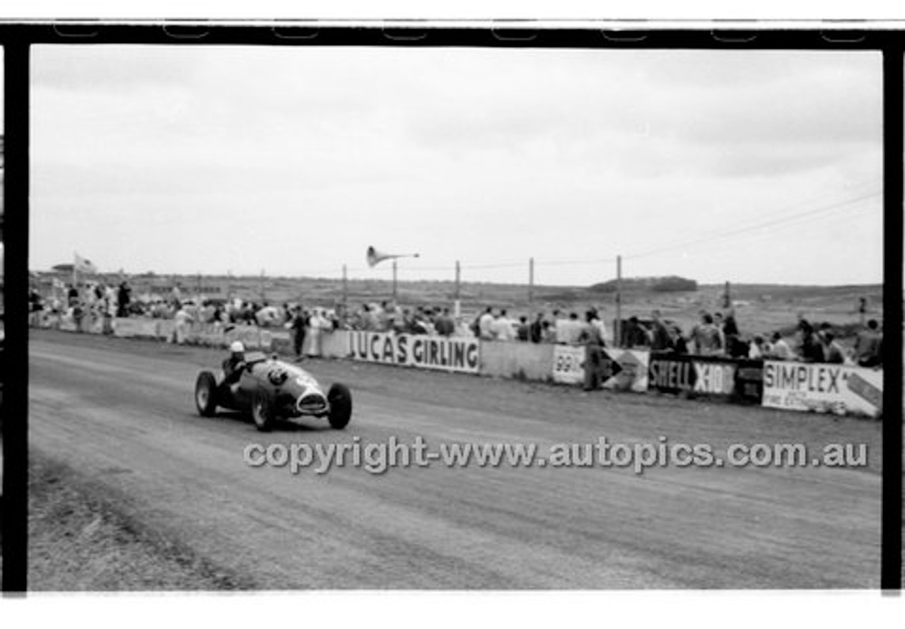 Phillip Island - 13th December  1959 - 59-PD-PI231259-218