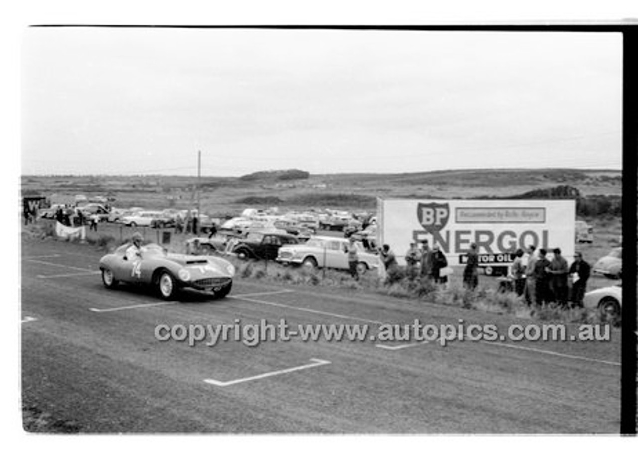 Phillip Island - 13th December  1959 - 59-PD-PI231259-244