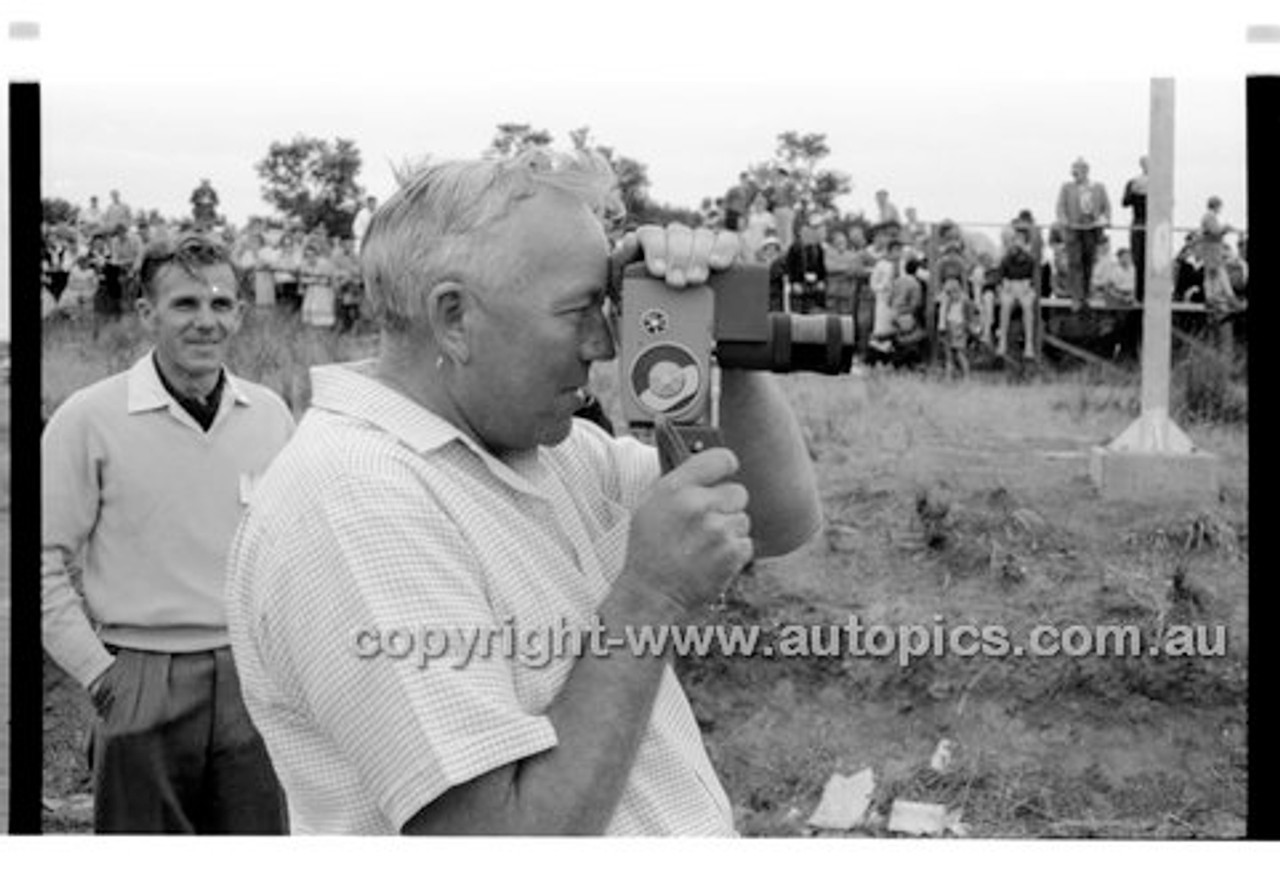 Phillip Island - 13th December  1959 - 59-PD-PI231259-253