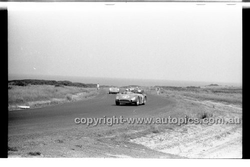 Phillip Island - 25th October  1959 - 59-PD-PI251059-094