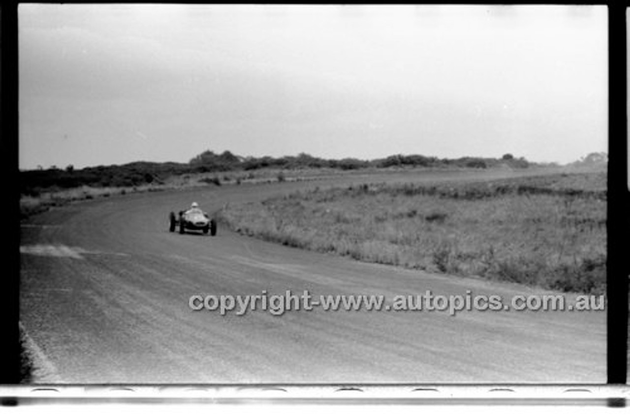 Phillip Island - 14th March 1960 - 60-PD-PI14360-003