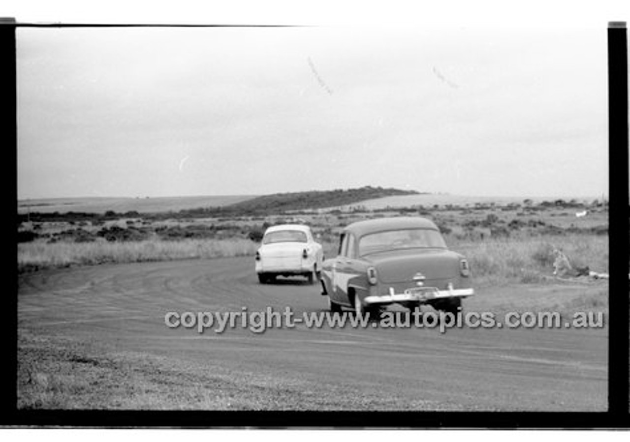 Phillip Island - 14th March 1960 - 60-PD-PI14360-017