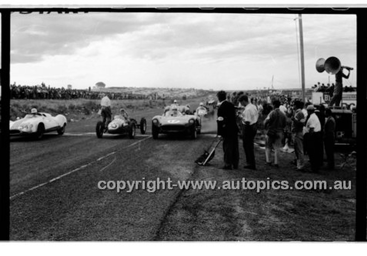 Phillip Island - 14th March 1960 - 60-PD-PI14360-086