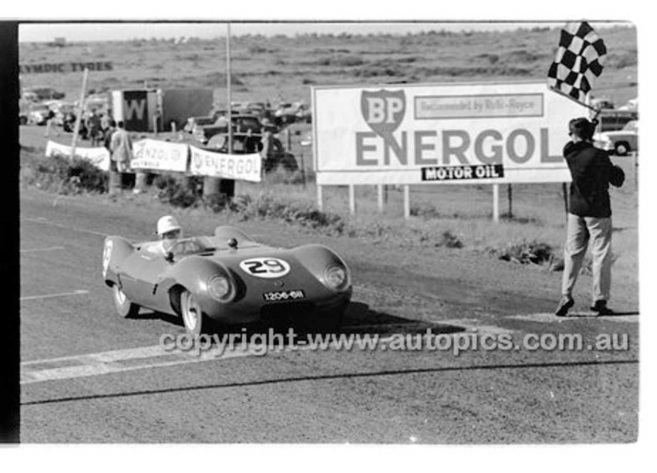 Phillip Island - 12th December 1960 - 60-PD-PI121260-059