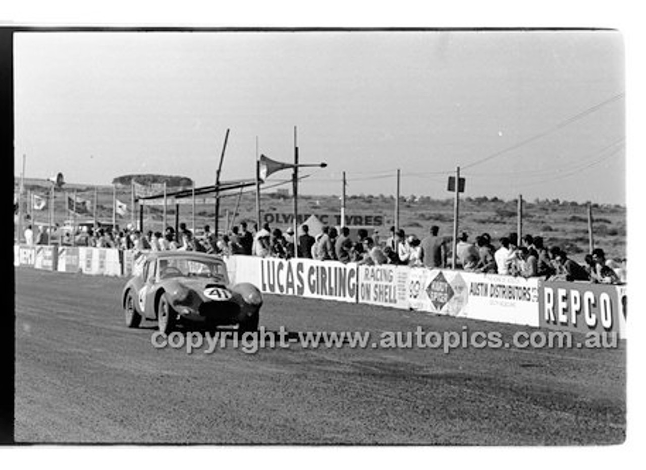 Phillip Island - 12th December 1960 - 60-PD-PI121260-065