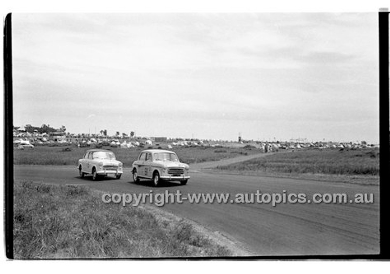 Phillip Island - 12th December 1960 - 60-PD-PI121260-083