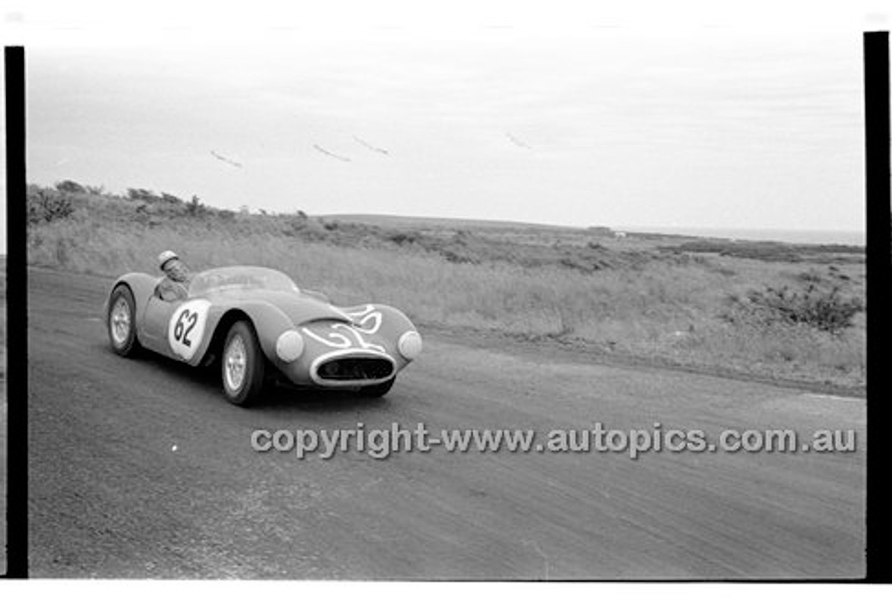 Phillip Island - 12th December 1960 - 60-PD-PI121260-117