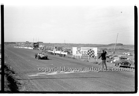 Phillip Island - 12th December 1960 - 60-PD-PI121260-135