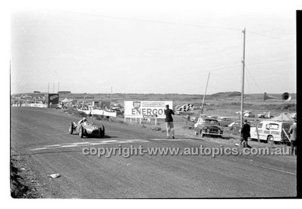 Phillip Island - 12th December 1960 - 60-PD-PI121260-136