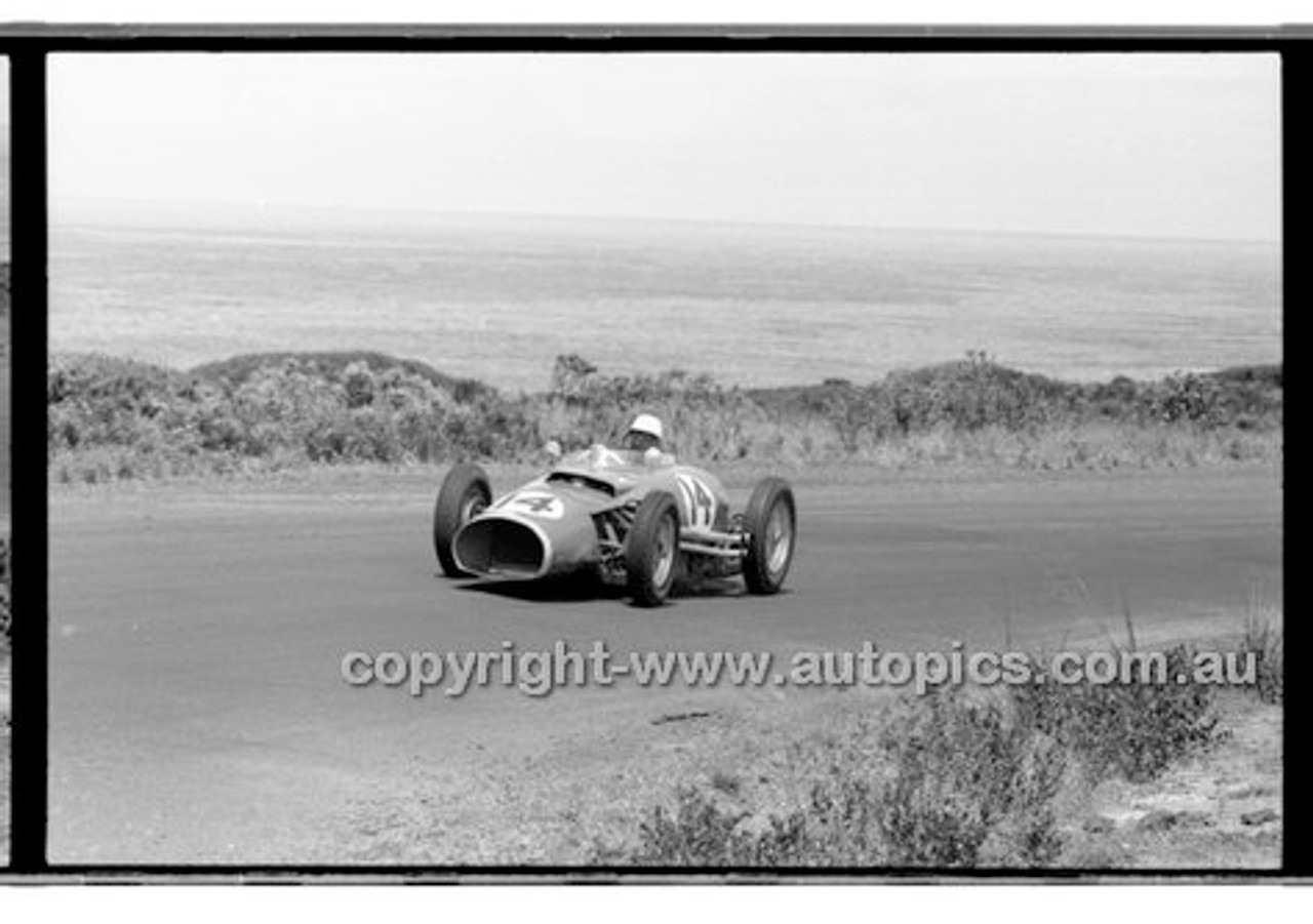 Phillip Island - 12th December 1960 - 60-PD-PI121260-164