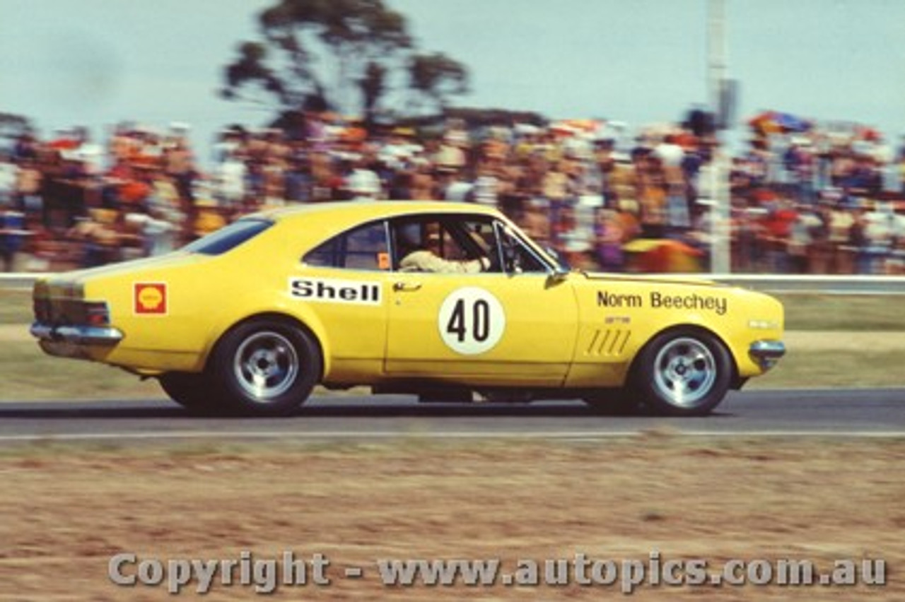 71064 - Norm Beechey Holden Monaro - Calder 1971