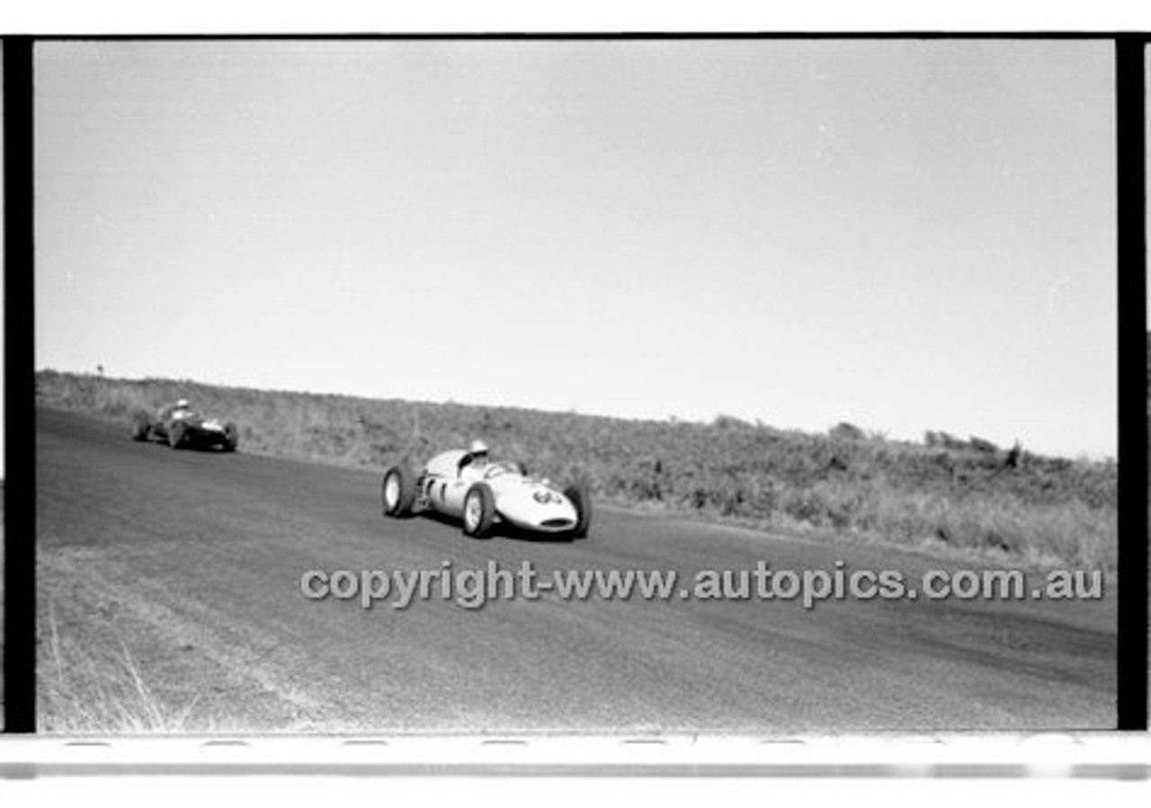 Phillip Island - 23rd October 1960 - 60-PD-PI231060-074