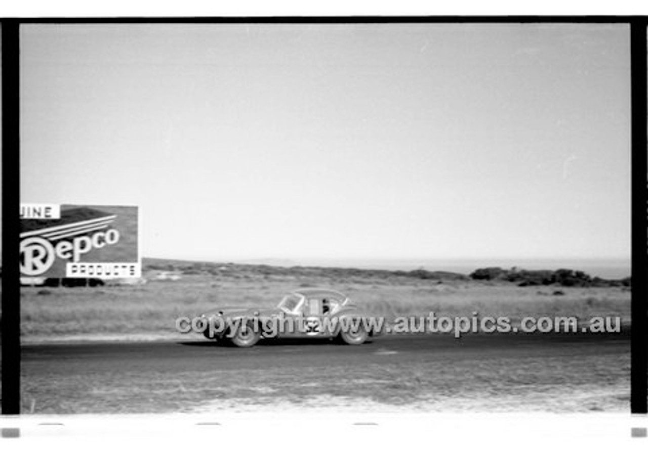 Phillip Island - 23rd October 1960 - 60-PD-PI231060-098