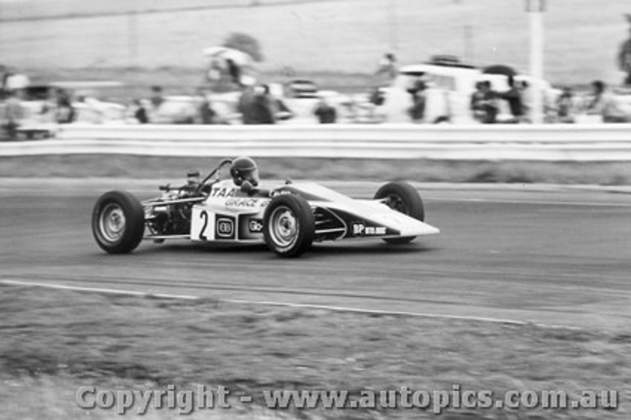 73503 - John Leffler -  Bowin P6F Formula Ford - Calder 1973