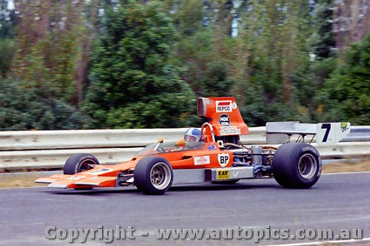 74615 - J. Walker Repco Lola T330 - Tasman Series Sandown 1974