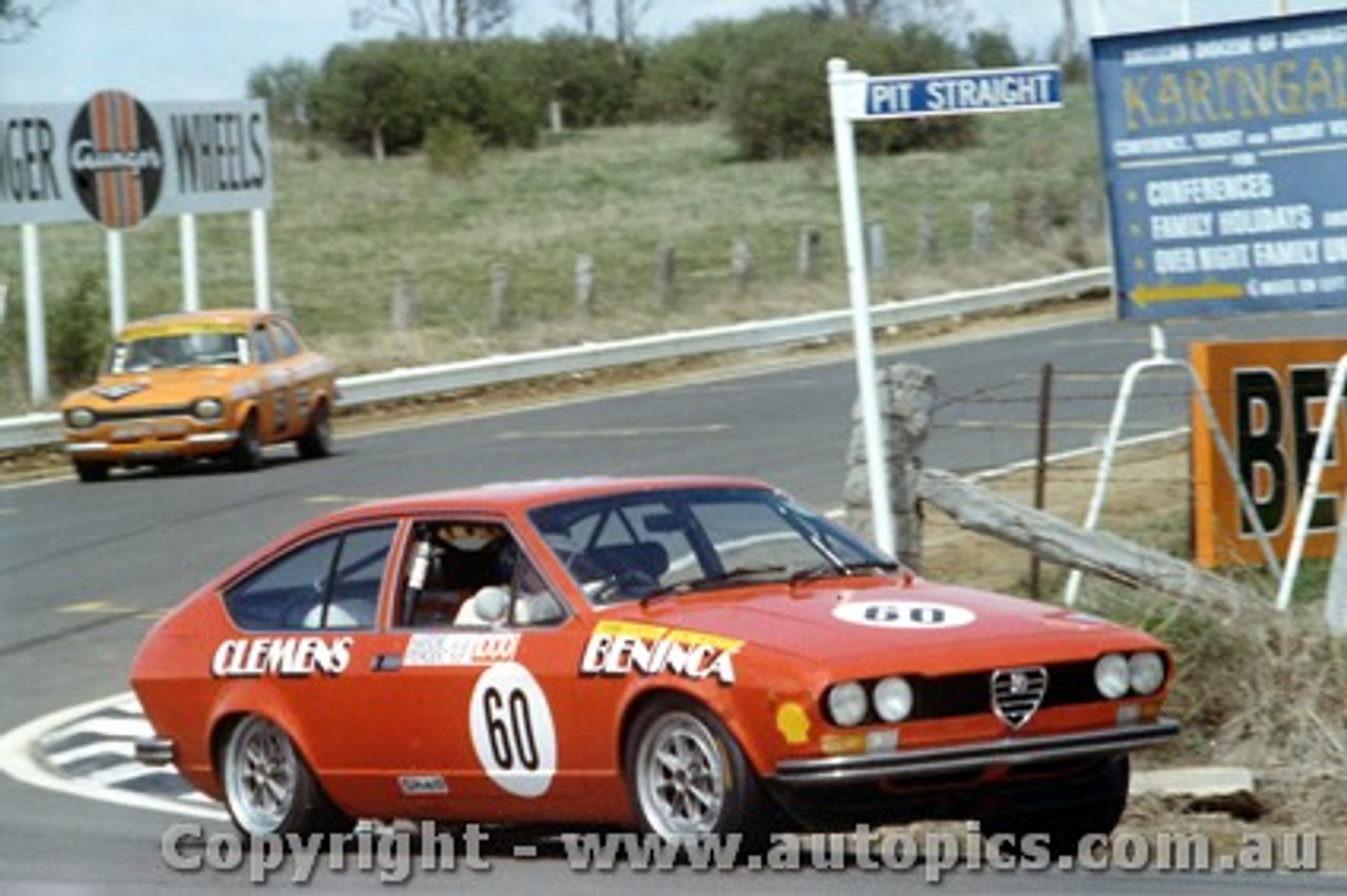 76755 - F. Porter / T. Roberts Alfa Romeo Alfetta GTAM - Bathurst 1976