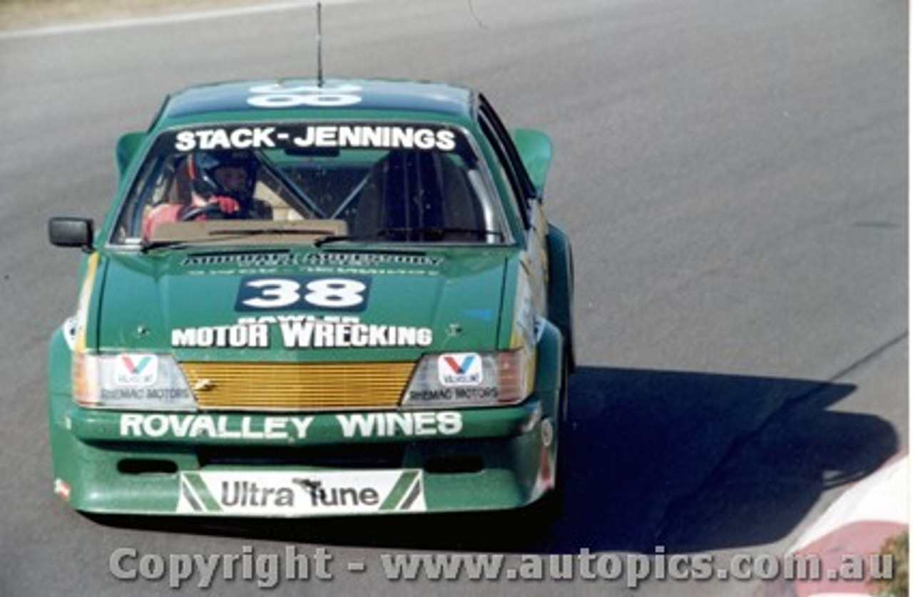 83736 - B. Stack /  B. Jennings  Holden Commodore VH  - Bathurst 1983