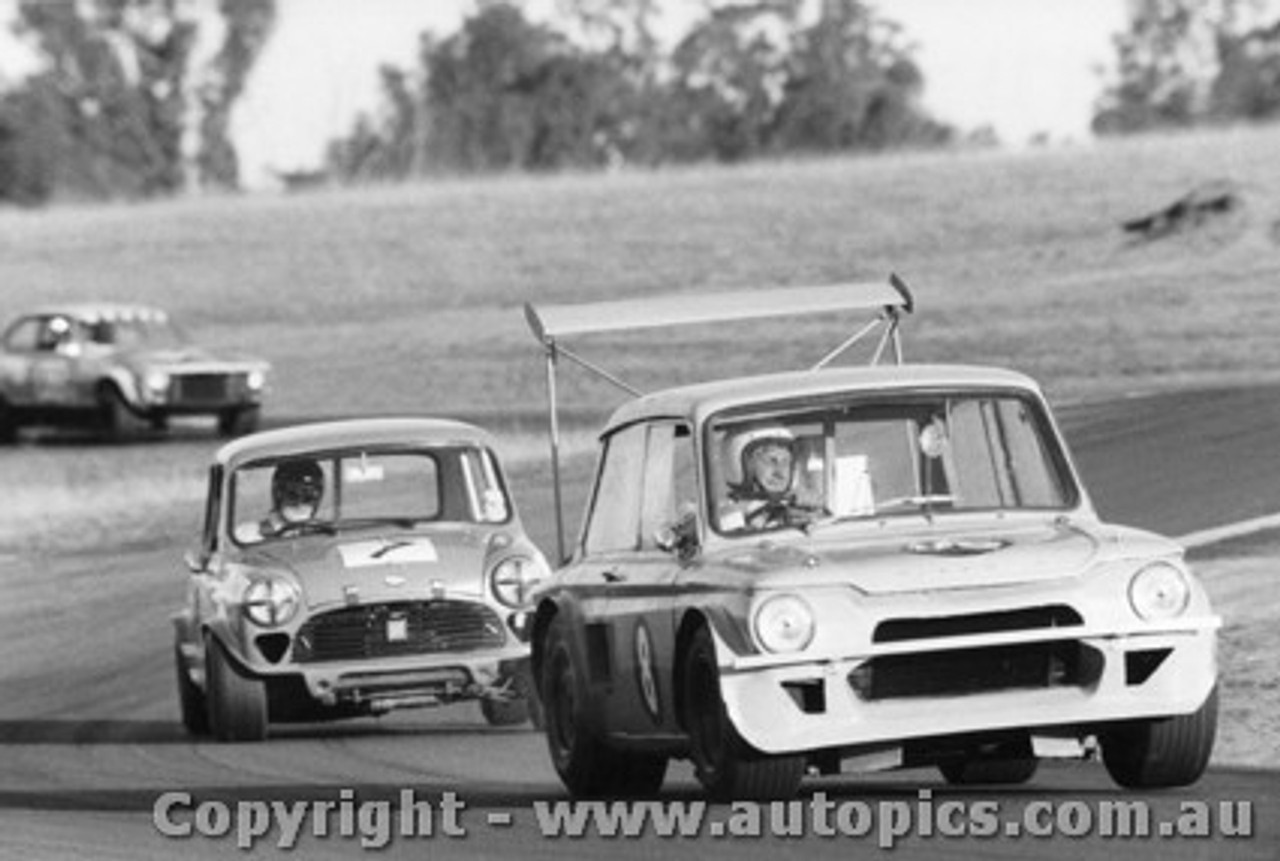 71074 - H. Lefoe Hillman Imp  - Oran Park 1971