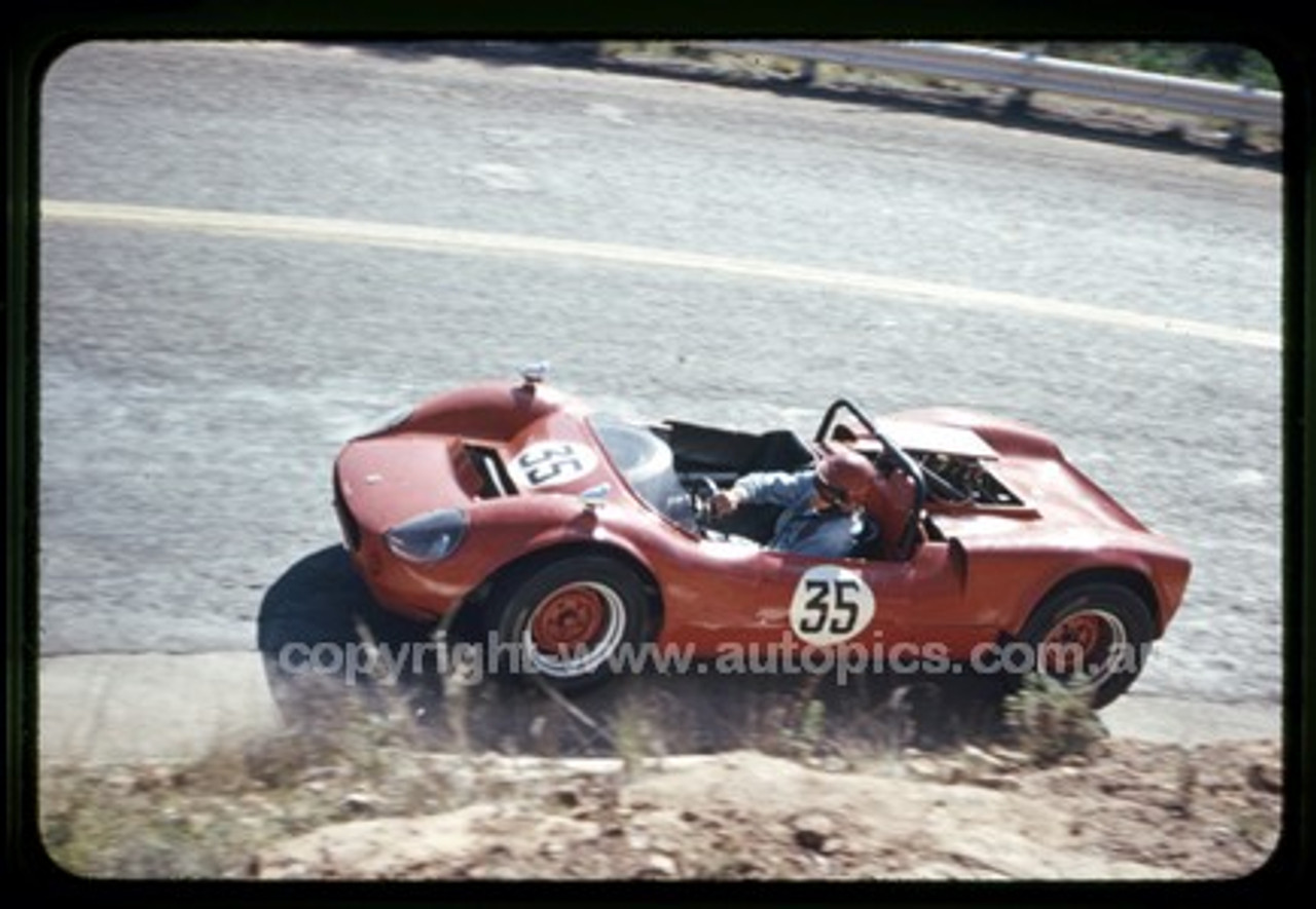 Tamworth Hill Climb 1968 - Photographer Geoff Arthur - Code 68109