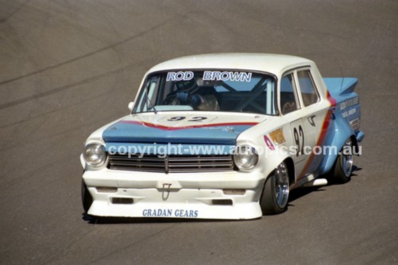 89537 - Rodney Brown, EH Holden - Amaroo Park 6th August 1989 - Photographer Lance J Ruting