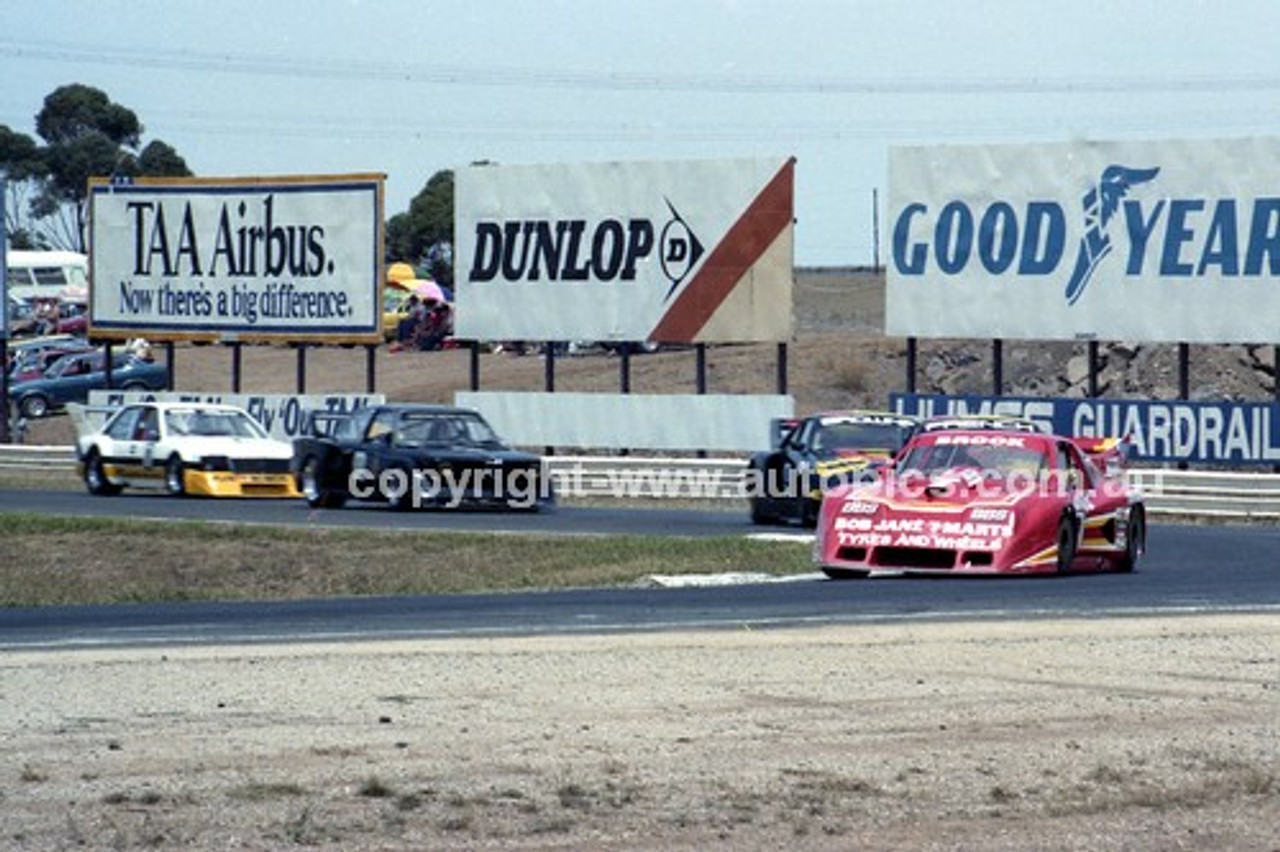 83000 - Peter Brock, Chev Monza - Calder 1983 - Photographer Peter D'Abbs