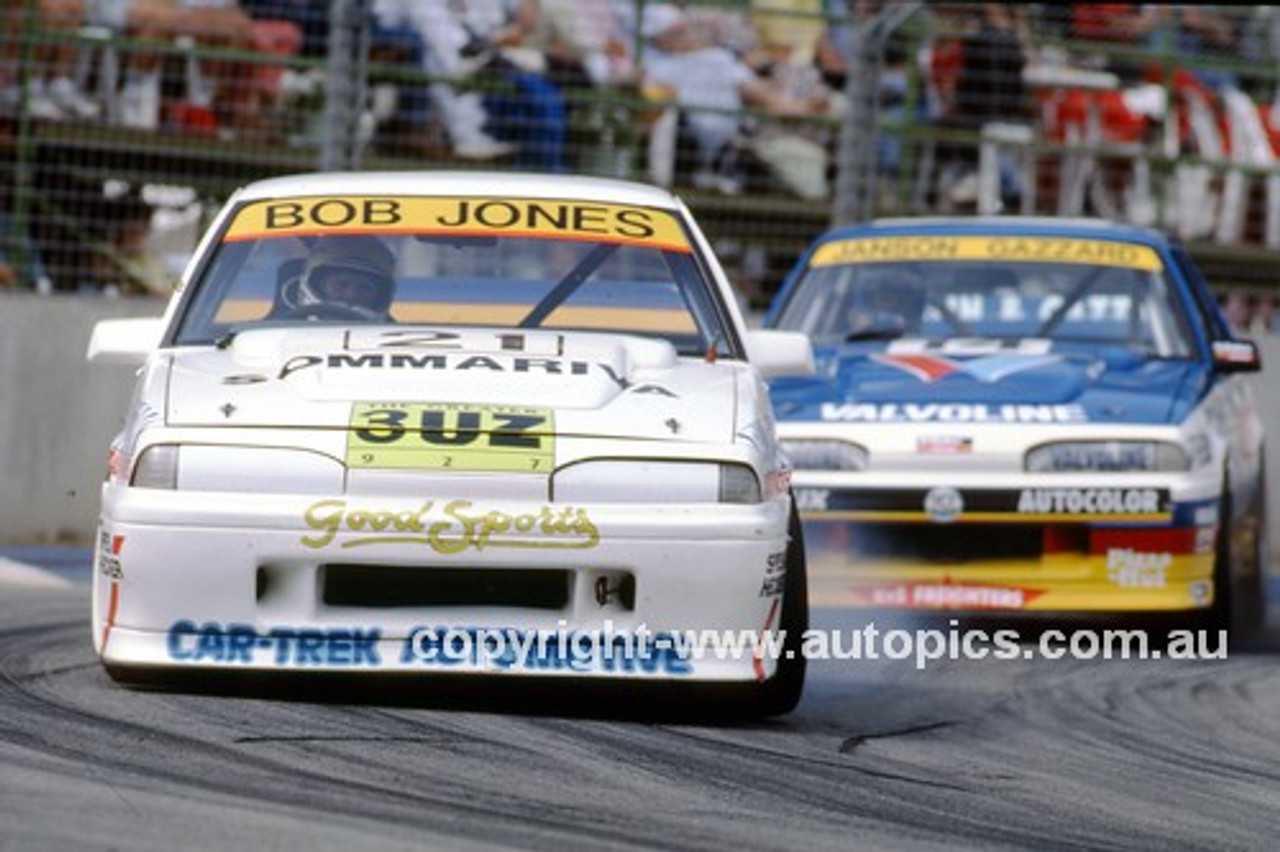 91040 - Bob Jones, Commodore - Adelaide 1991 - Photographer Ray Simpson