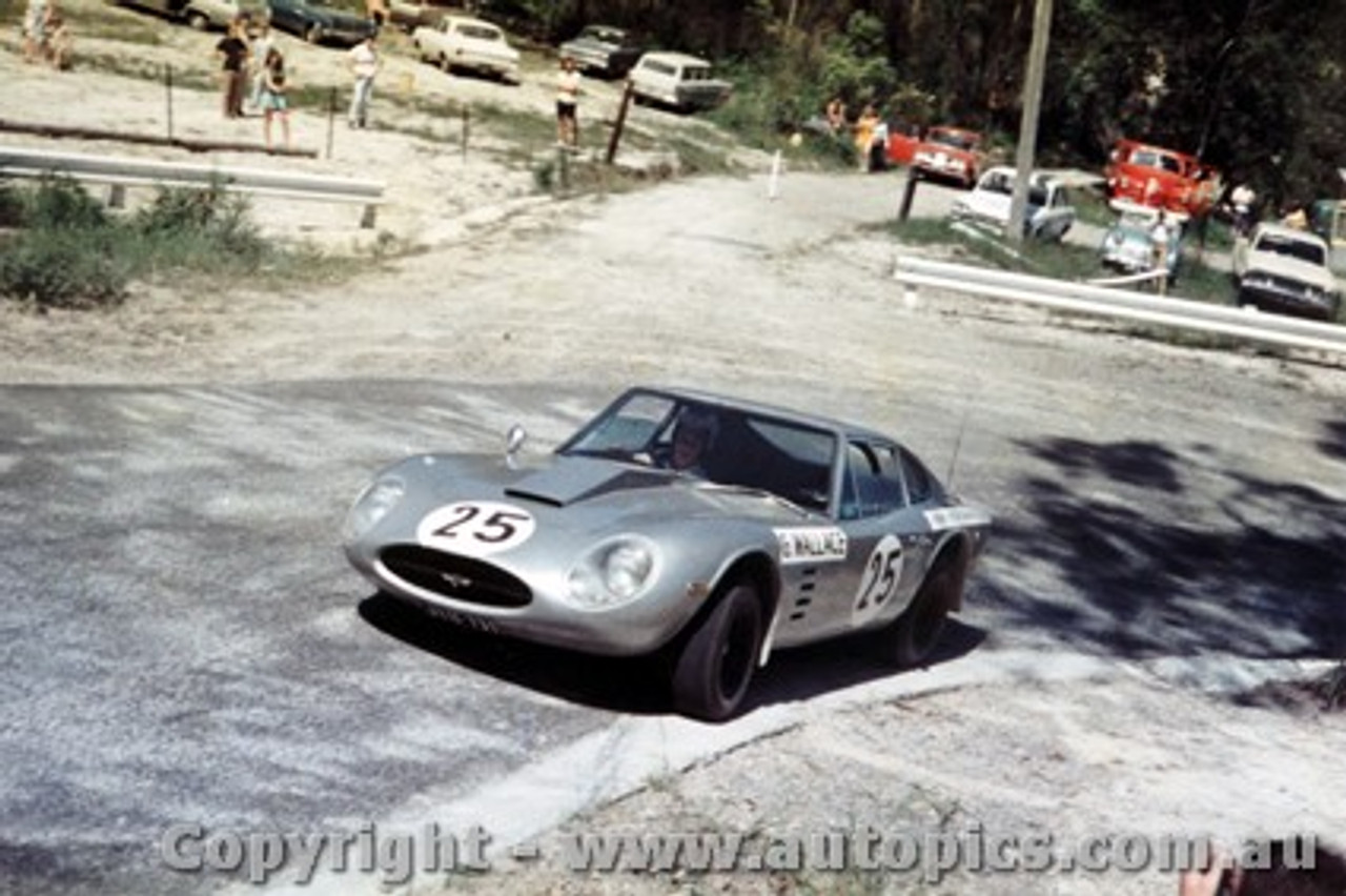 68170 - G. Wallace - Bolwell Mk7 - Lakeland Hillclimb December 1968