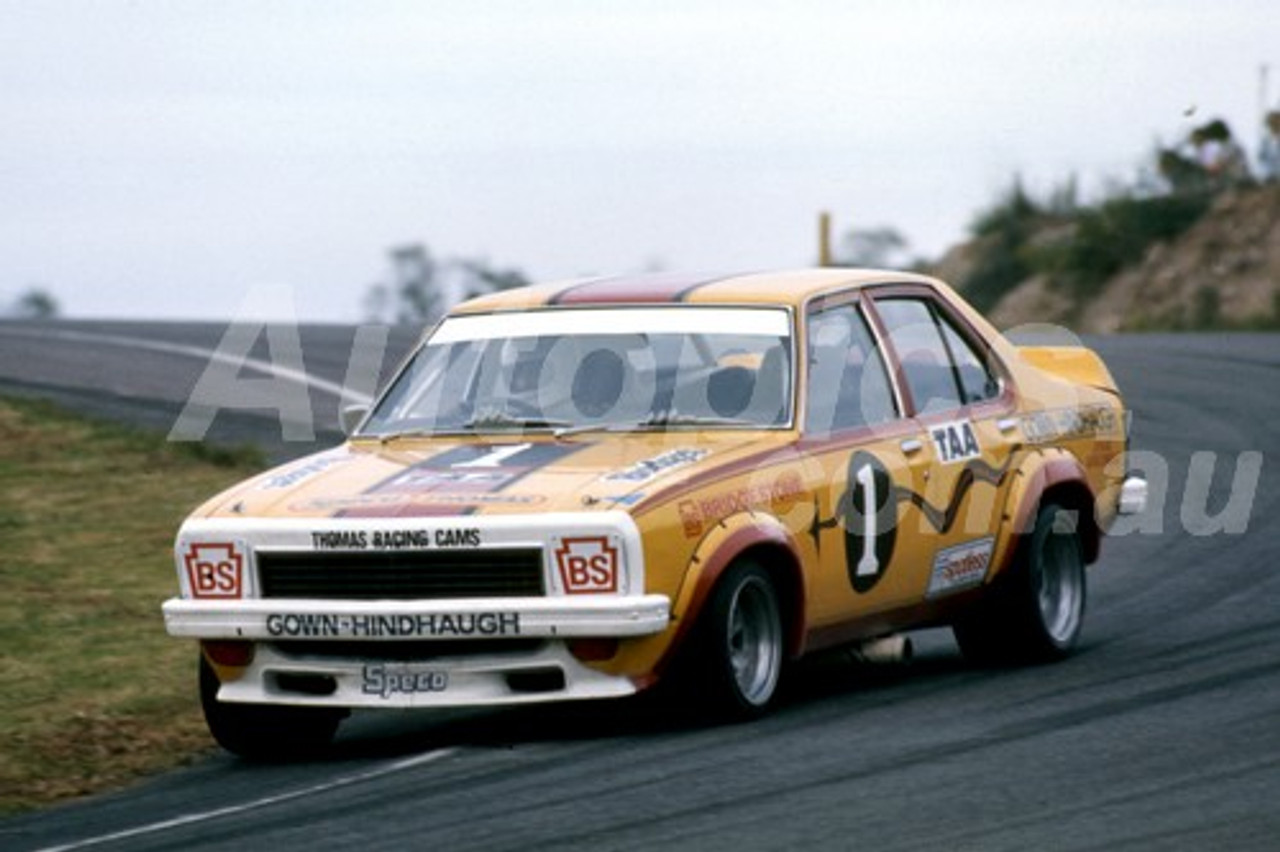 75093 - Peter Brock, Torana LH L34  - Amaroo 1975 - Photographer Lance J Ruting